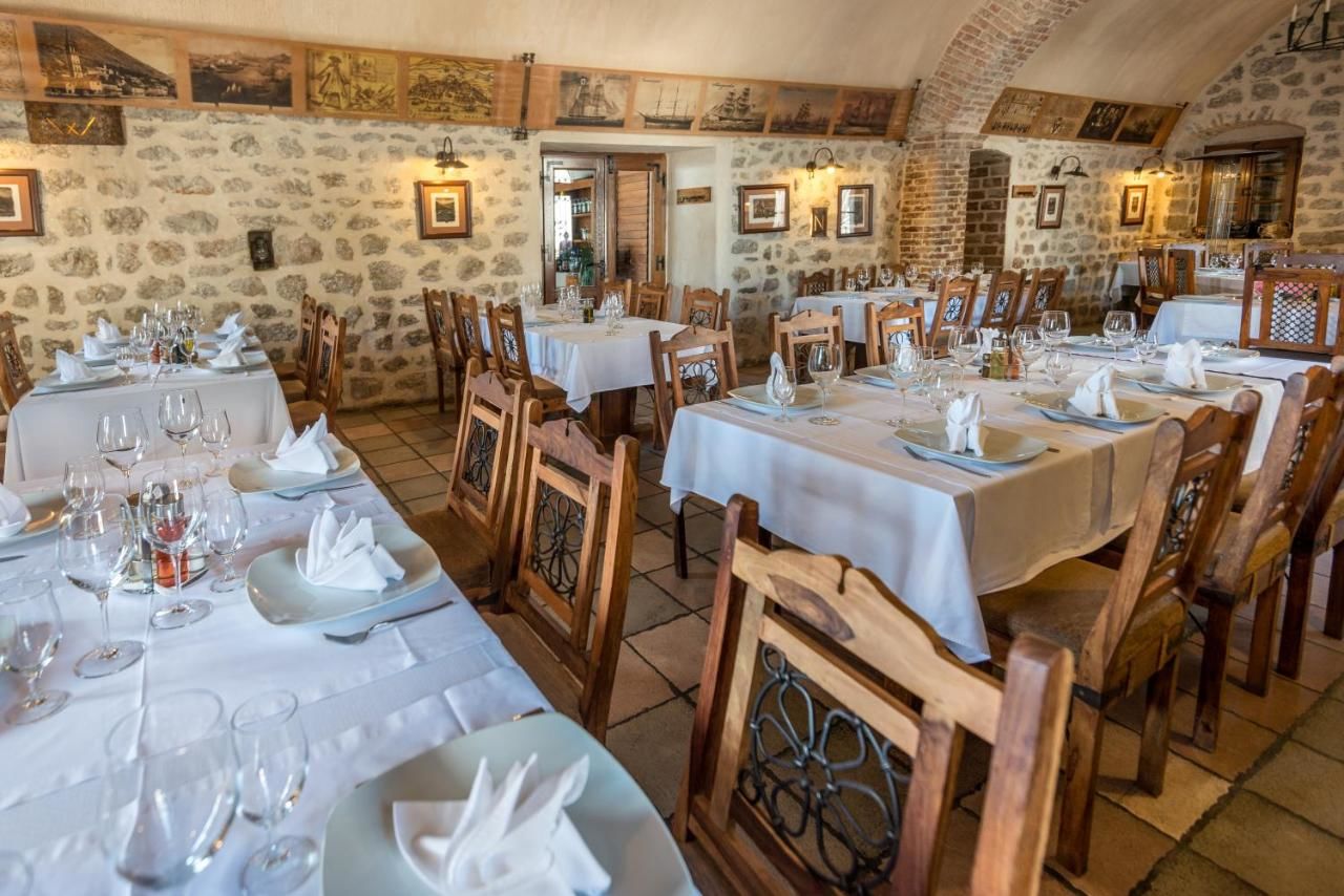 Отель Conte Hotel & Restaurant Пераст-40