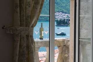 Отель Conte Hotel & Restaurant Пераст Апартаменты с 1 спальней и видом на море-1