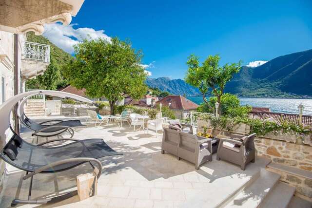 Отель Conte Hotel & Restaurant Пераст-24